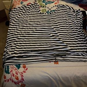 Black and white bathing suit coverup size 2x